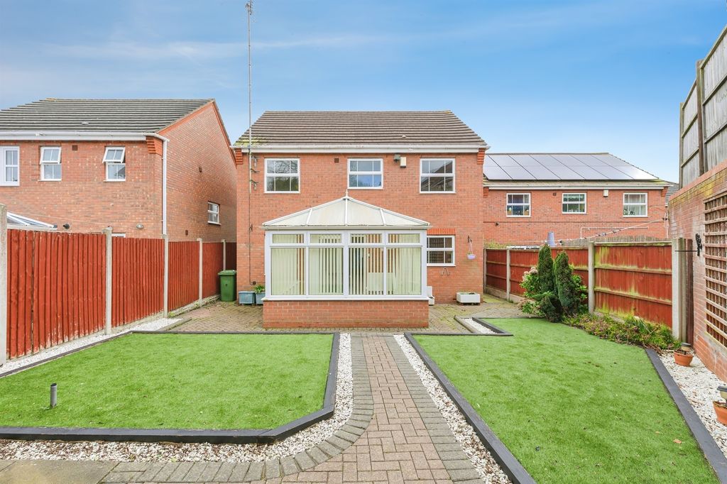 Additional image 17 of 4 bed detached house for saleOrkney Drive, Wilnecote, Tamworth B77