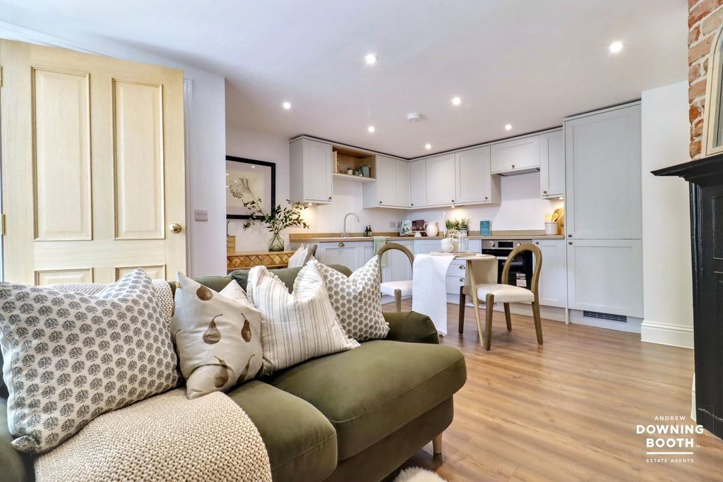 Additional image 4 of 2 bed flat for sale71-73 Upper St. John Street, Lichfield WS14
