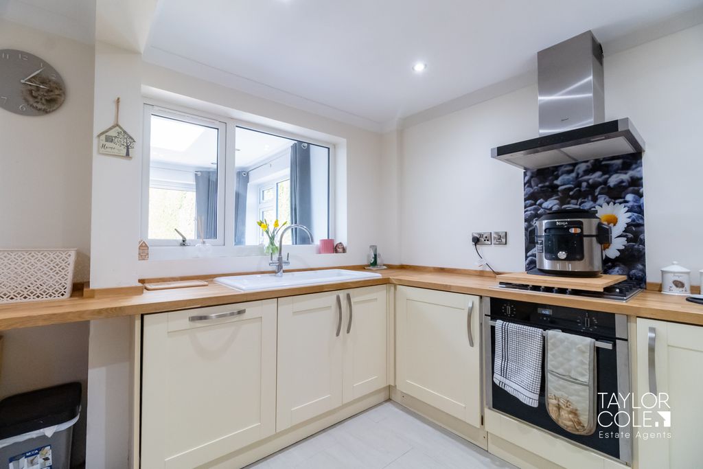 Additional image 6 of 3 bed semi-detached house for saleParbury, Dosthill, Tamworth B77