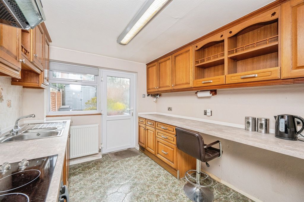Additional image 8 of 3 bed semi-detached house for saleGilbert Road, Lichfield WS13