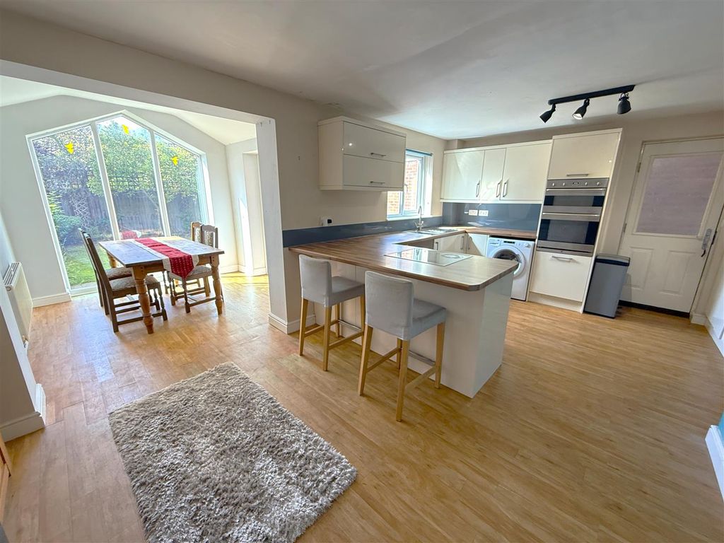 Additional image 6 of 4 bed semi-detached house for saleThe Osiers, Mountsorrel, Loughborough LE12