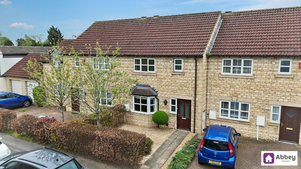 3 bed terraced house for saleMillstone Lane, Syston LE7