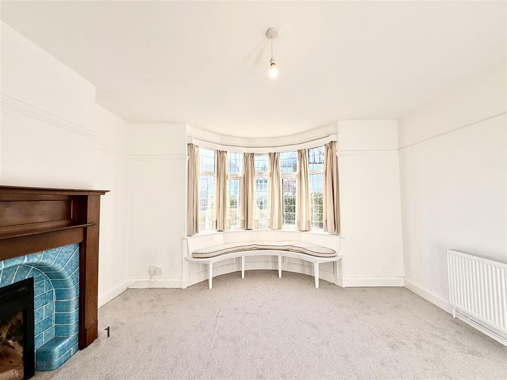 Additional image 5 of 5 bed semi-detached house for saleClarke Grove, Birstall, Leicester LE4