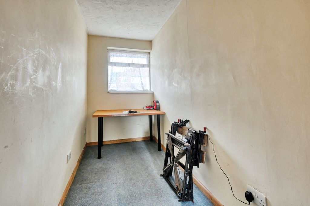 Additional image 8 of 3 bed semi-detached house for saleThe Island, Tamworth B78