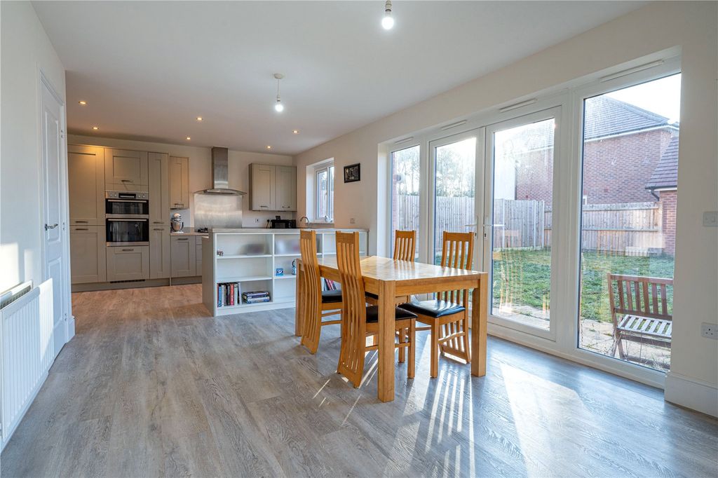 Additional image 6 of 4 bed detached house for saleHopton Close, Amington, Tamworth, Staffordshire B77