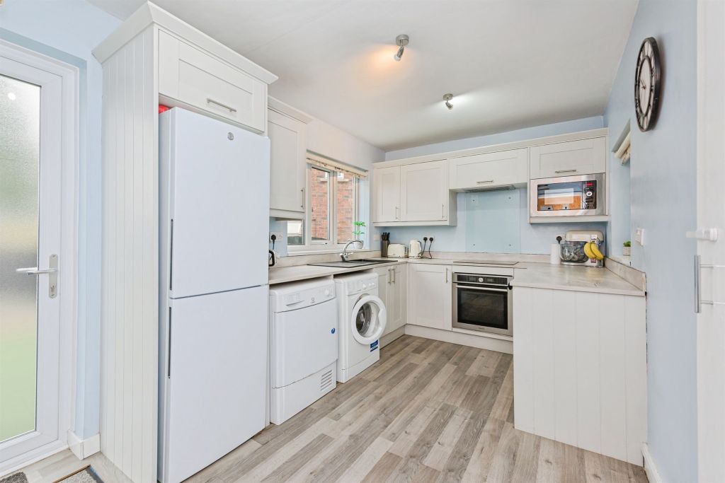 Additional image 3 of 3 bed semi-detached house for saleDormer Avenue, Tamworth B77