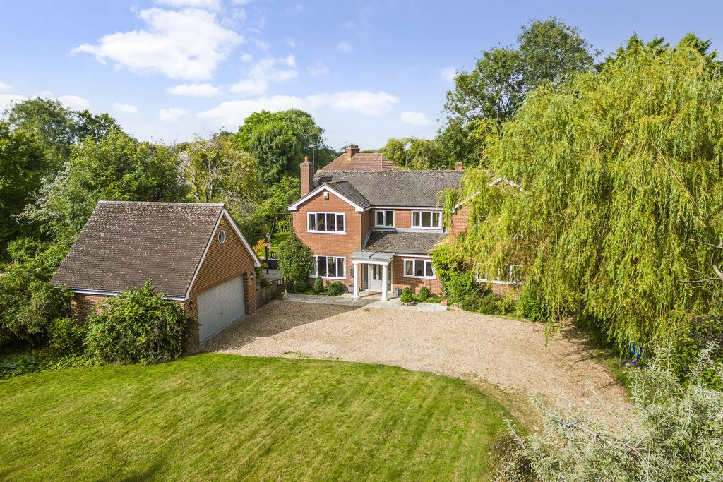 5 bed detached house for saleStanton St Bernard, Marlborough SN8