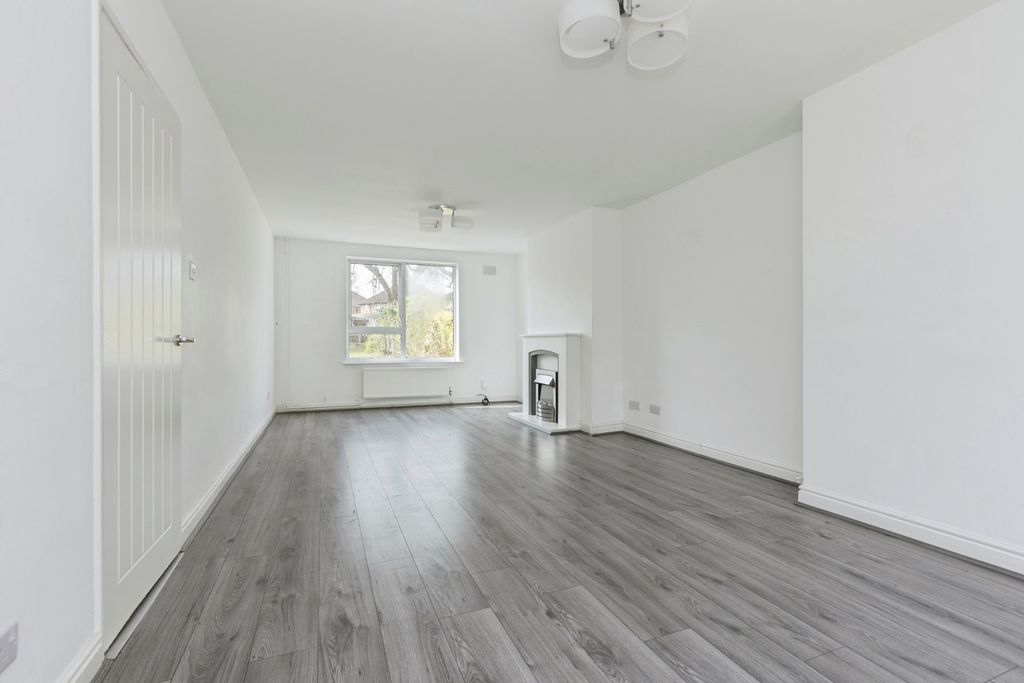 Additional image 6 of 3 bed semi-detached house for saleGoldhill, Leicester, Leicestershire LE2