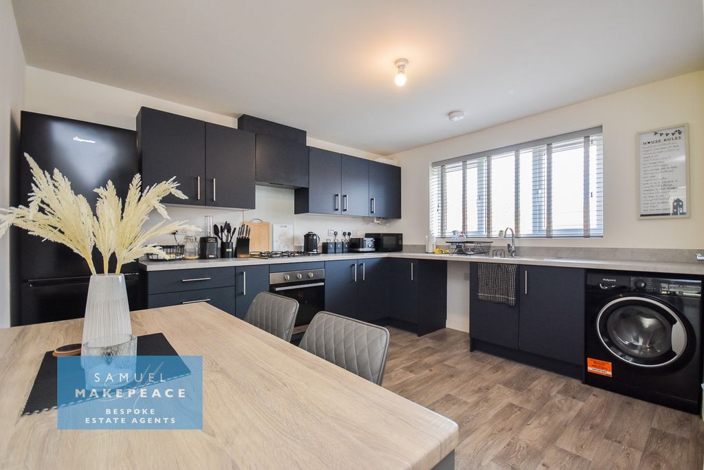 Additional image 4 of 3 bed town house for saleSpindle Close, Hollington Grange, Stoke-On-Trent ST6