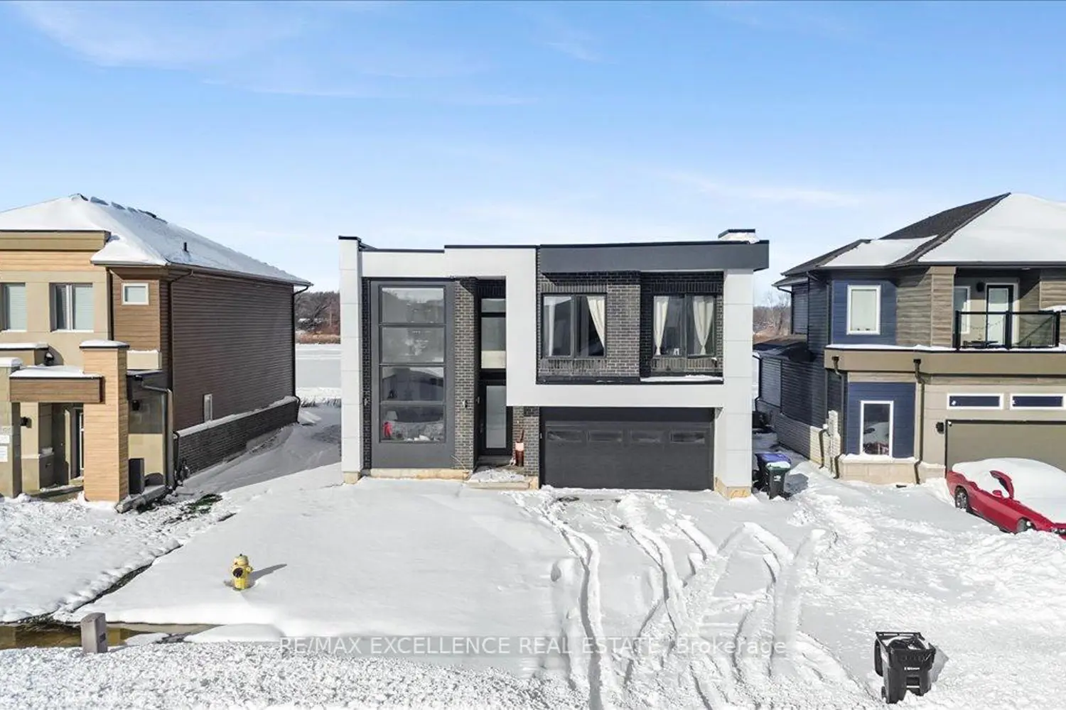 3717 Quayside Drive