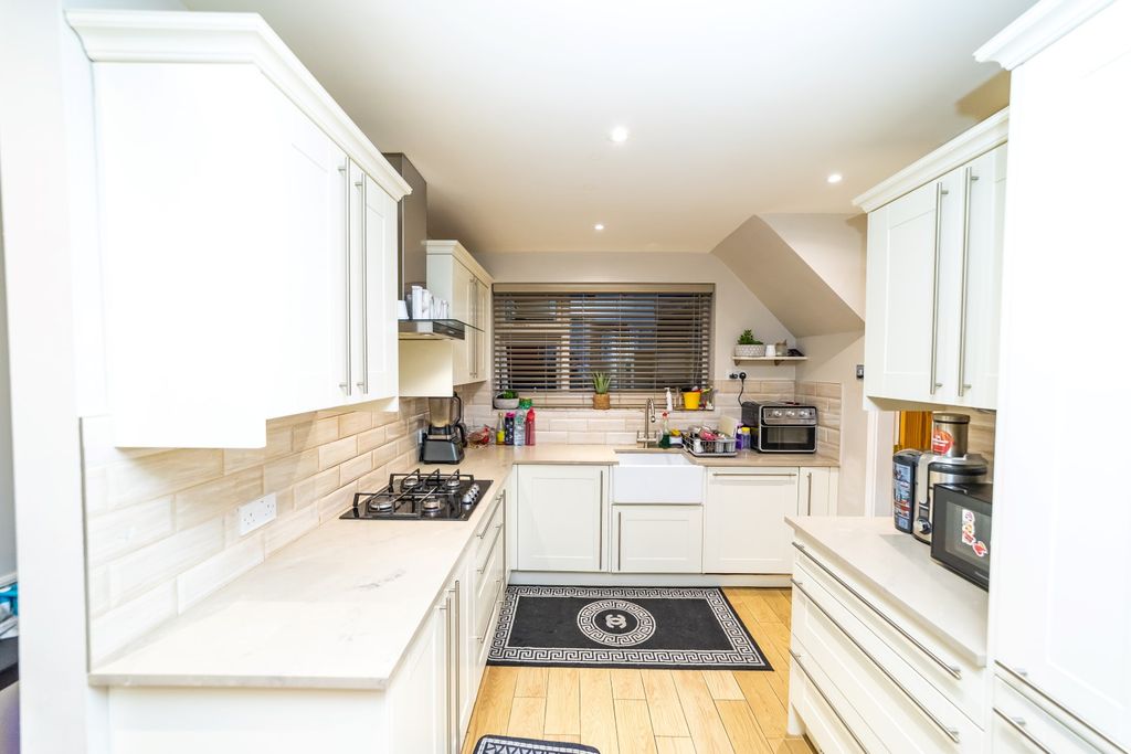 Additional image 14 of 3 bed detached house for saleForest Rise, Thurnby, Leicester LE7