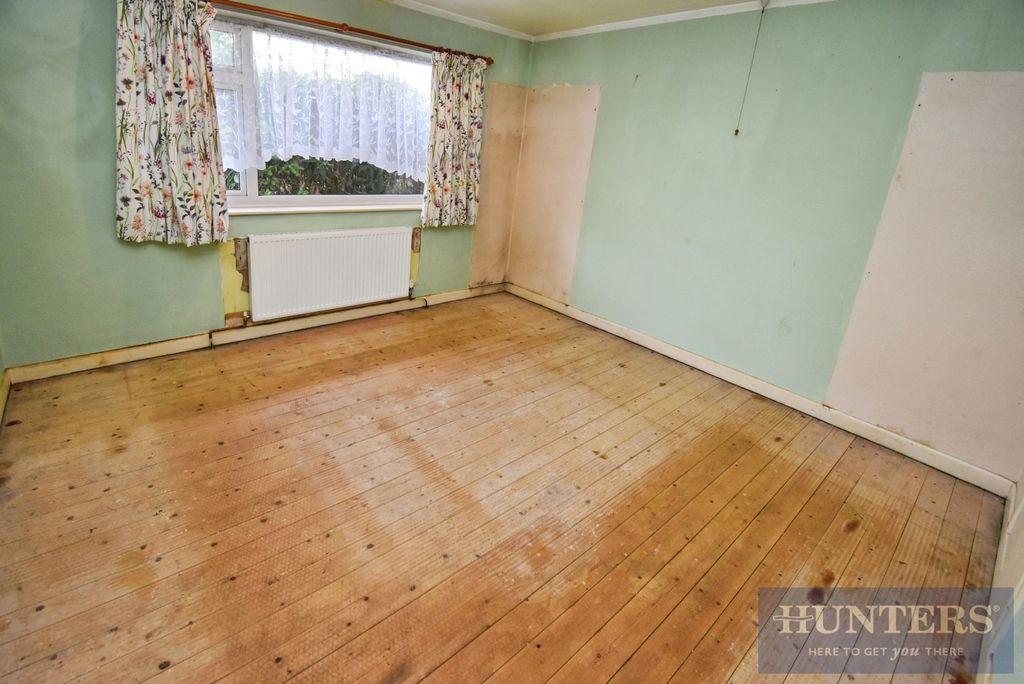 Additional image 3 of 2 bed semi-detached bungalow for saleGloucester Crescent, Wigston LE18