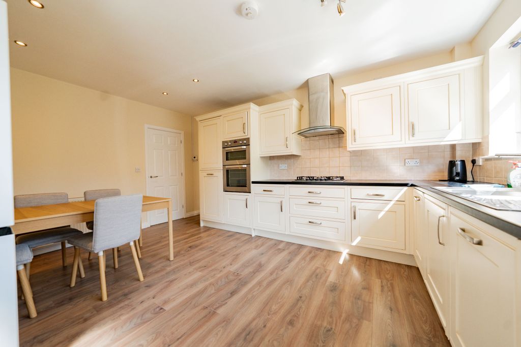 Additional image 4 of 2 bed detached bungalow for saleCedar Close, Glenfield, Leicester, Leicestershire LE3