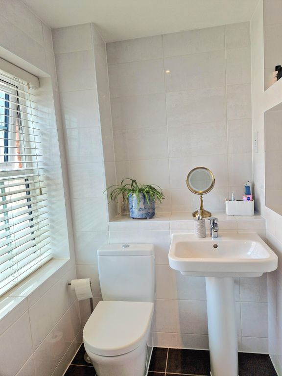 Additional image 10 of 3 bed semi-detached house for saleGrayling Road, Leicestershire, Market Harborough LE16