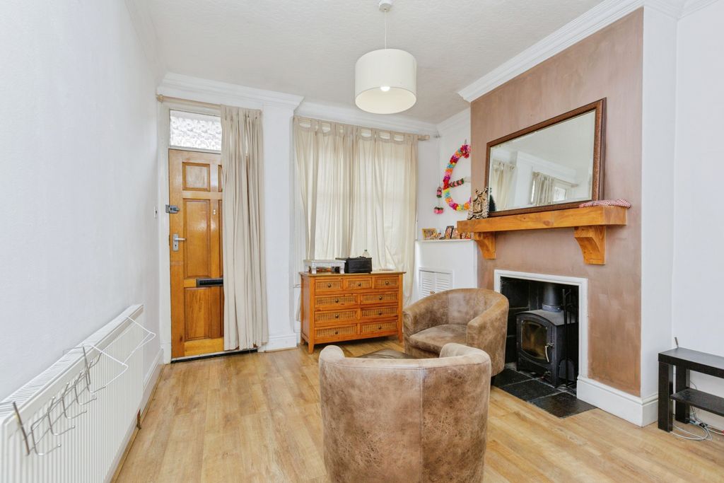 Additional image 5 of 3 bed semi-detached house for saleWarwick Street, Leicester LE3