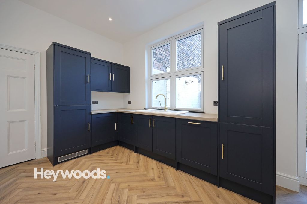 Additional image 8 of 3 bed semi-detached house for saleHigh Street, Wolstanton, Newcastle Under Lyme ST5