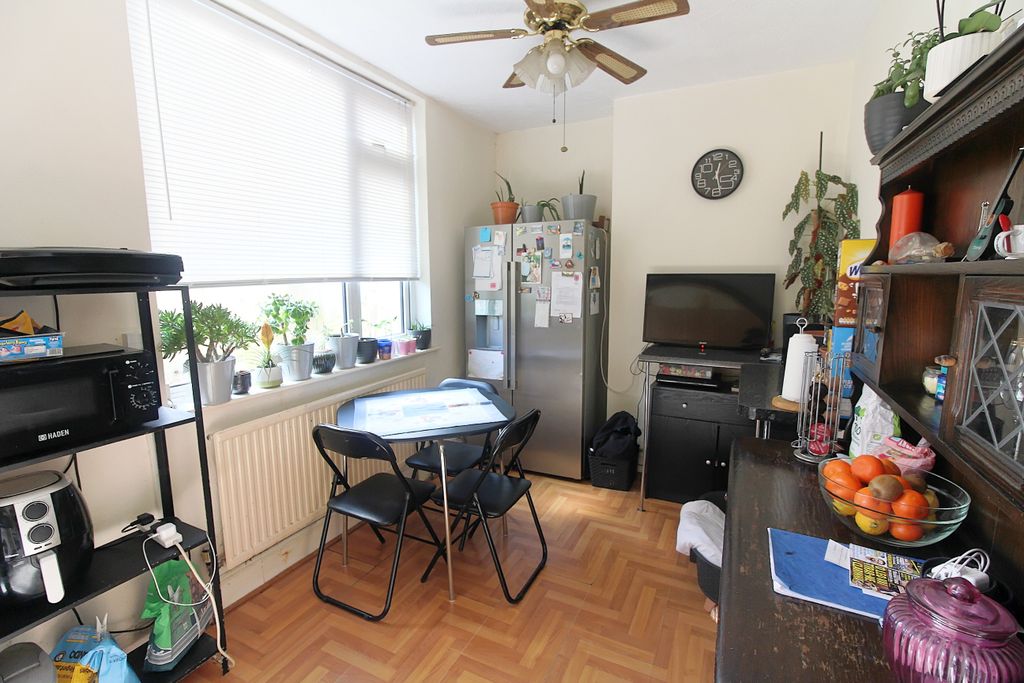 Additional image 11 of 3 bed end terrace house for saleBeatrice Road, Newfoundpool, Leicester LE3