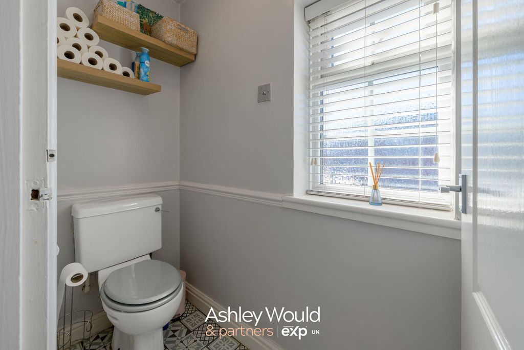 Additional image 12 of 3 bed semi-detached house for saleWindmill Grove, Kingswinford DY6