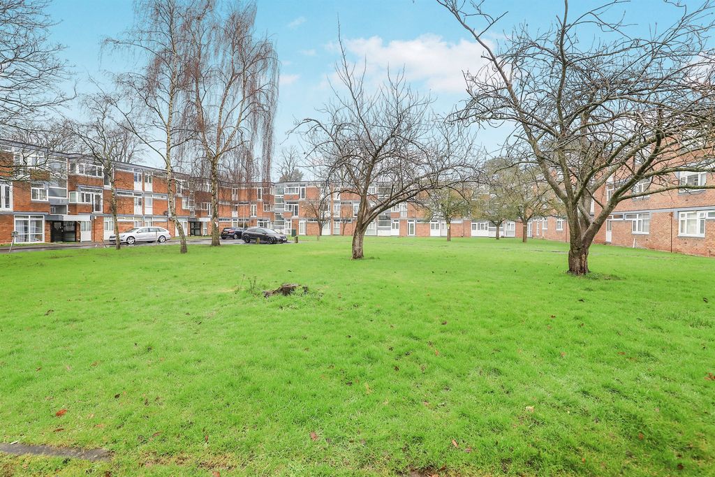 Additional image 13 of 2 bed flat for saleNewbridge Crescent, Wolverhampton WV6