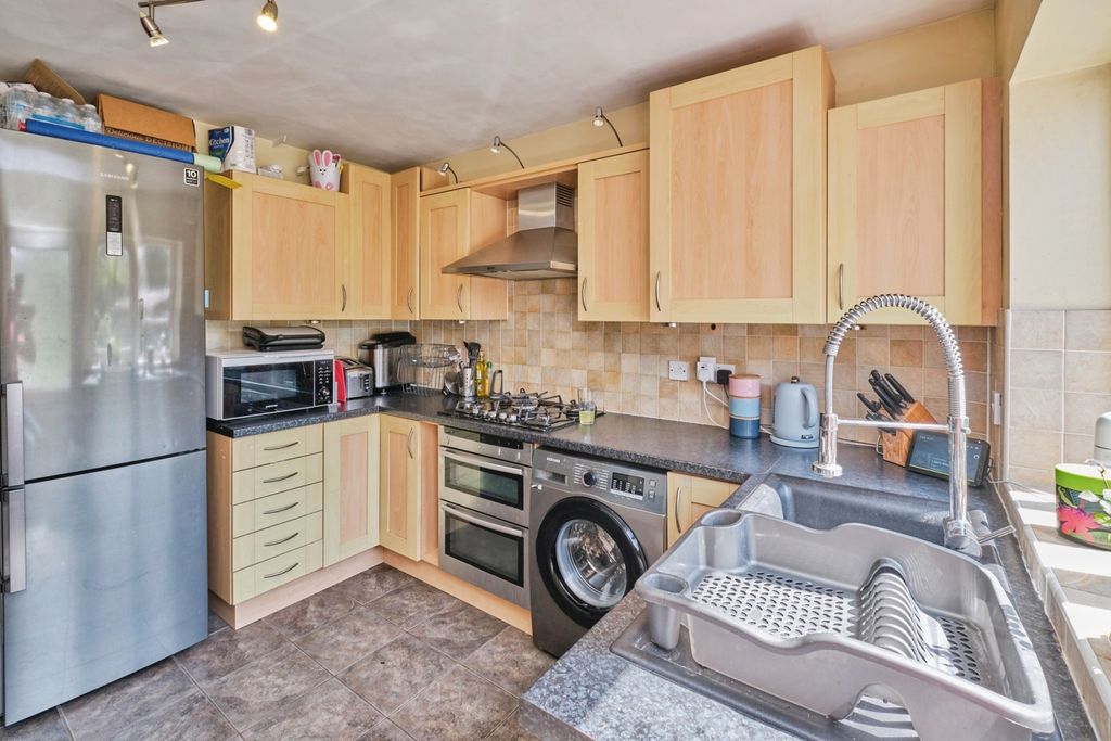 Additional image 8 of 3 bed semi-detached house for saleDimbles Hill, Lichfield, Staffordshire WS13