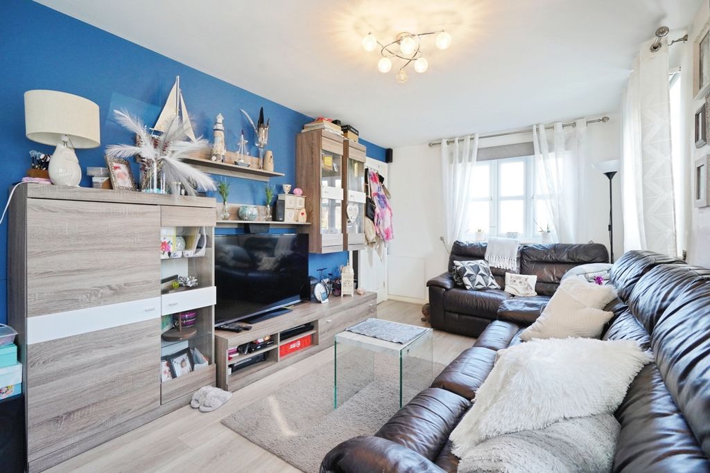 Additional image 2 of 3 bed detached house for saleCascade Close, Burton-On-Trent, Staffordshire DE14