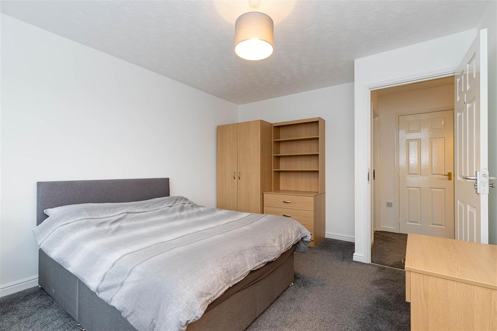 Additional image 10 of 4 bed detached house for saleWatermeadow Grove, Stoke-On-Trent ST1