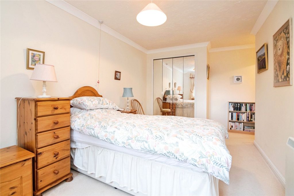 Additional image 6 of 1 bed flat for salePendene Court, Wolverhampton WV4