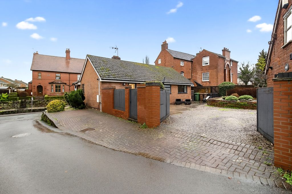 Additional image 8 of 3 bed detached bungalow for saleMain Road, Stafford ST18