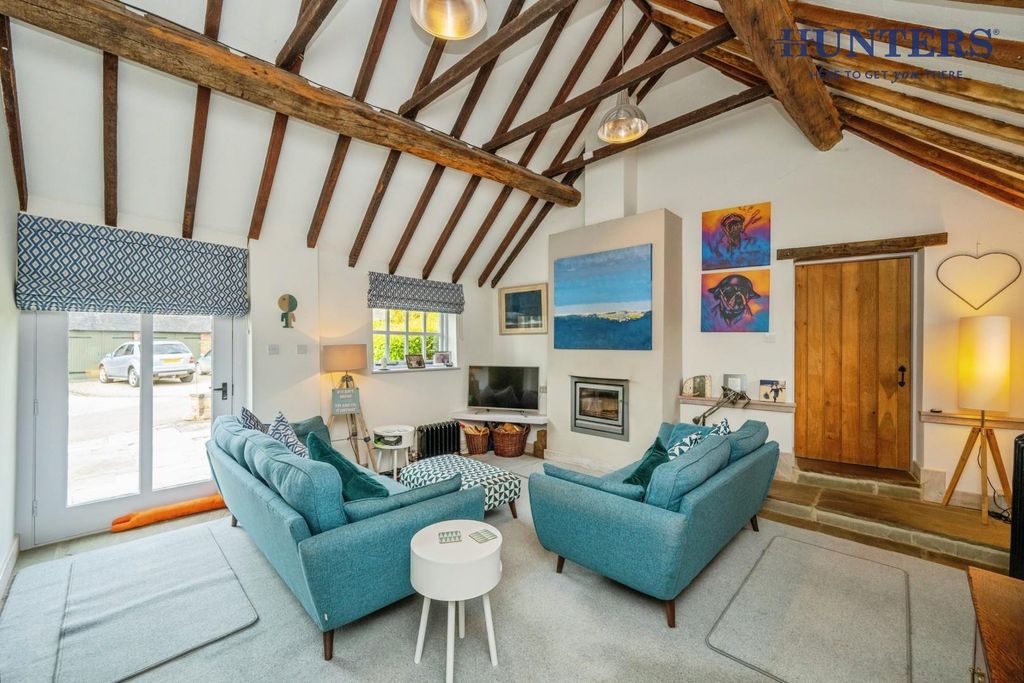 3 bed barn conversion for saleYoxall Road, Hamstall Ridware WS15 photo 4