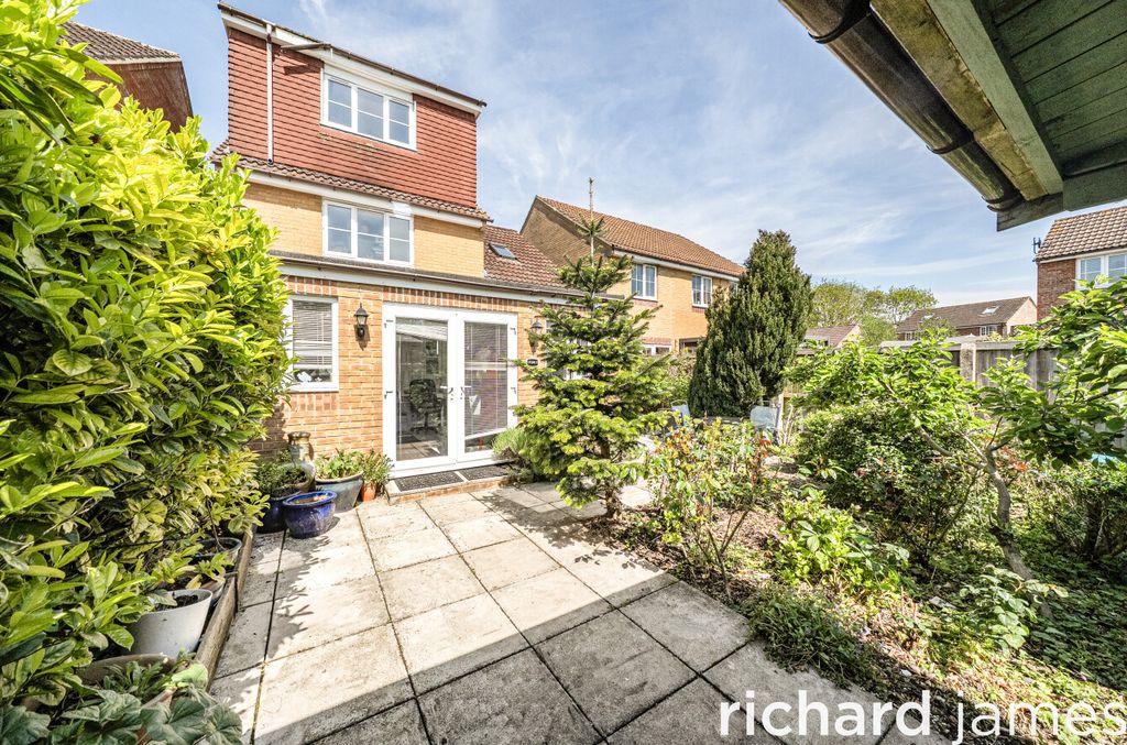 Additional image 11 of 5 bed detached house for saleRichards Close, Royal Wootton Bassett SN4