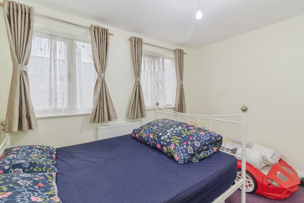 Additional image 10 of 3 bed semi-detached house for saleWoodland Road, Leicester, Leicestershire LE5
