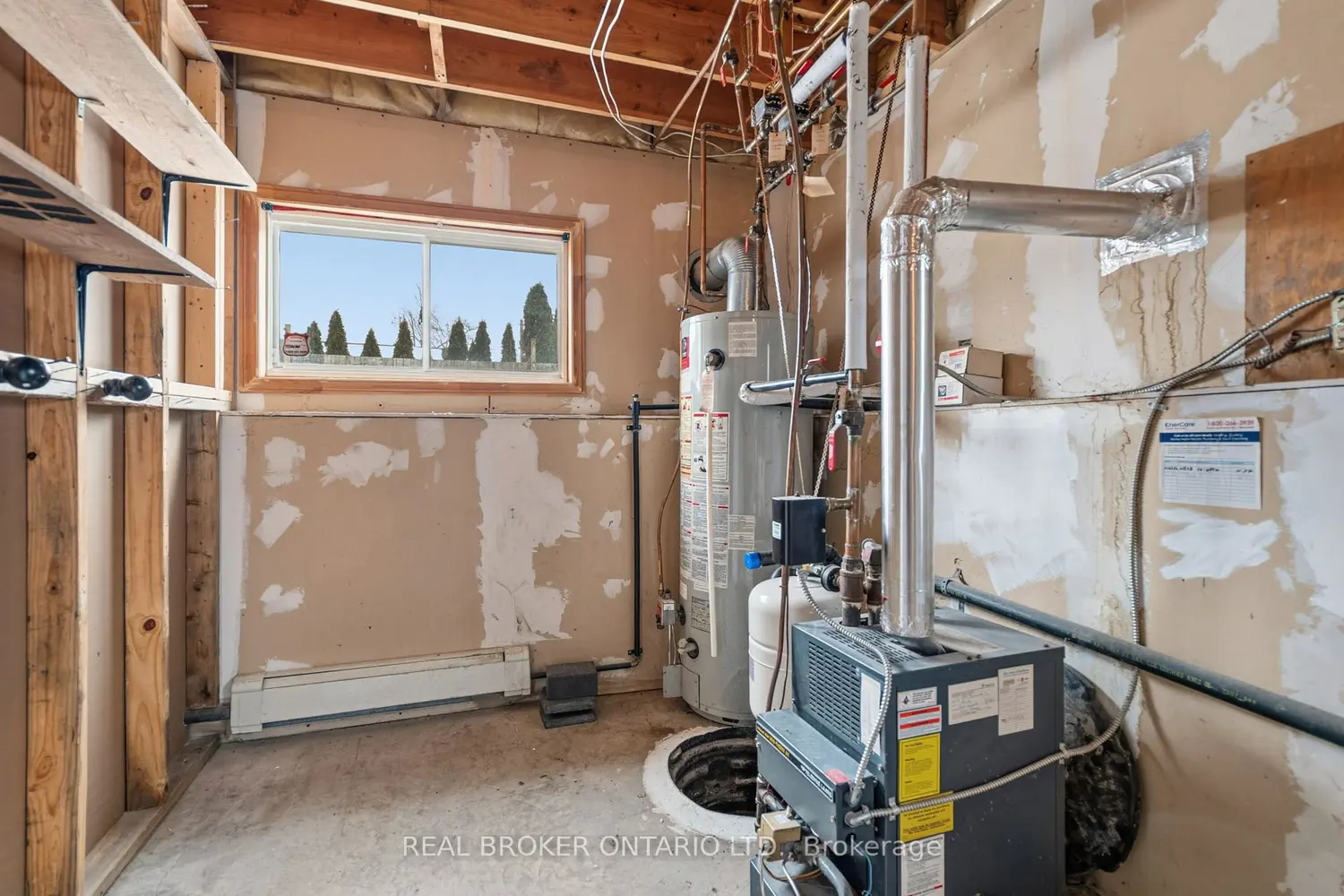Additional image 11 of 379 Southworth Street