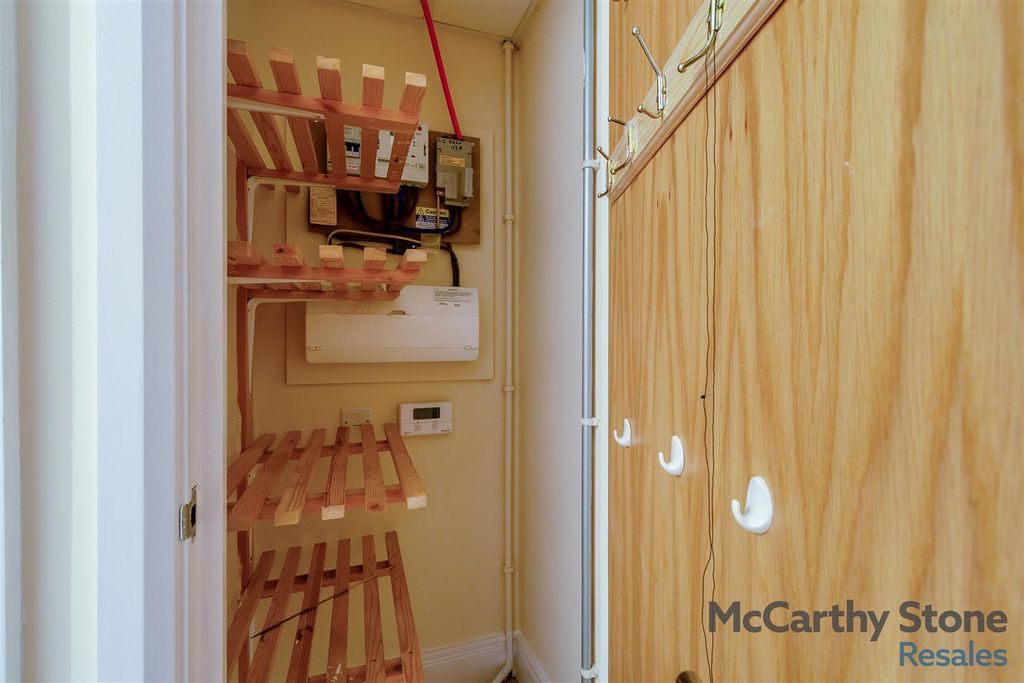 Additional image 17 of 1 bed flat for saleWolsey Court, Knighton Park Road, Leicester LE2