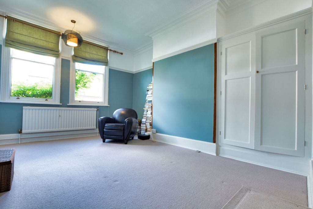 Additional image 27 of 6 bed semi-detached house for saleAlexandra Road, Stoneygate, Leicester LE2