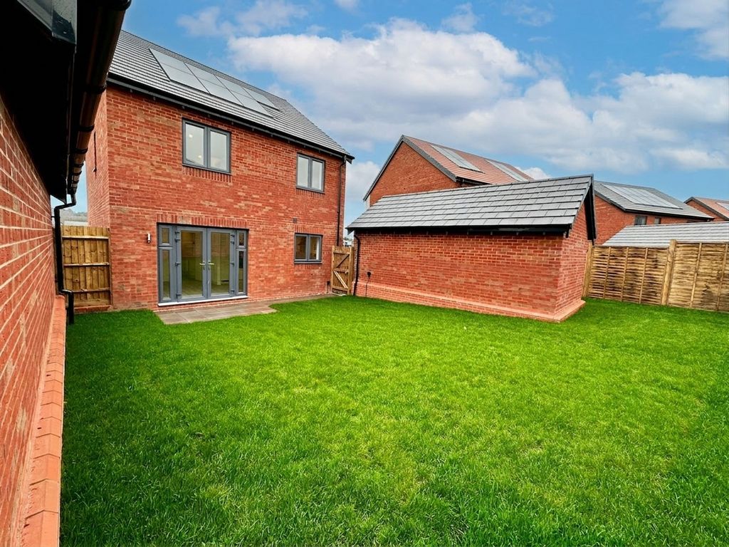 Additional image 16 of 4 bed detached house for saleNewcastle Road, Whitmore ST5
