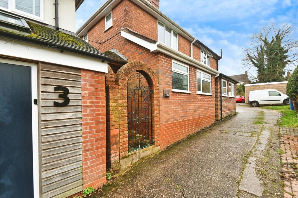 2 bed semi-detached house for saleDaintry Drive, Hopwas, Tamworth B78