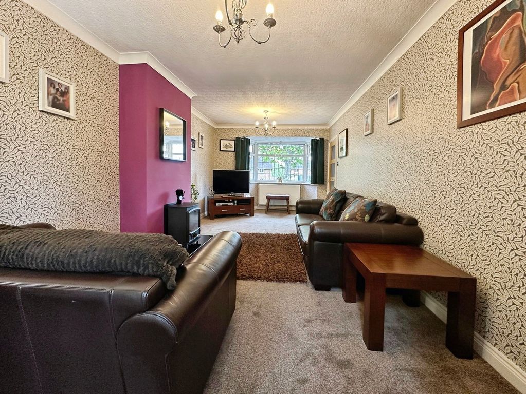 Additional image 5 of 3 bed terraced house for saleCastlecroft Avenue, Castlecroft, Wolverhampton WV3