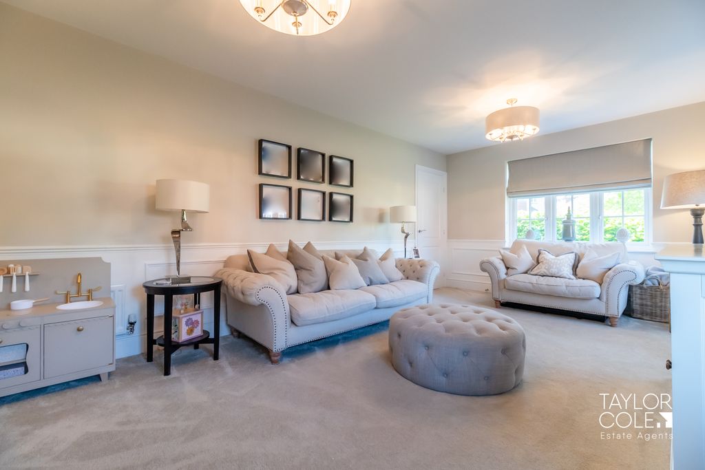 Additional image 6 of 4 bed detached house for saleAlton Close, Amington, Tamworth B77