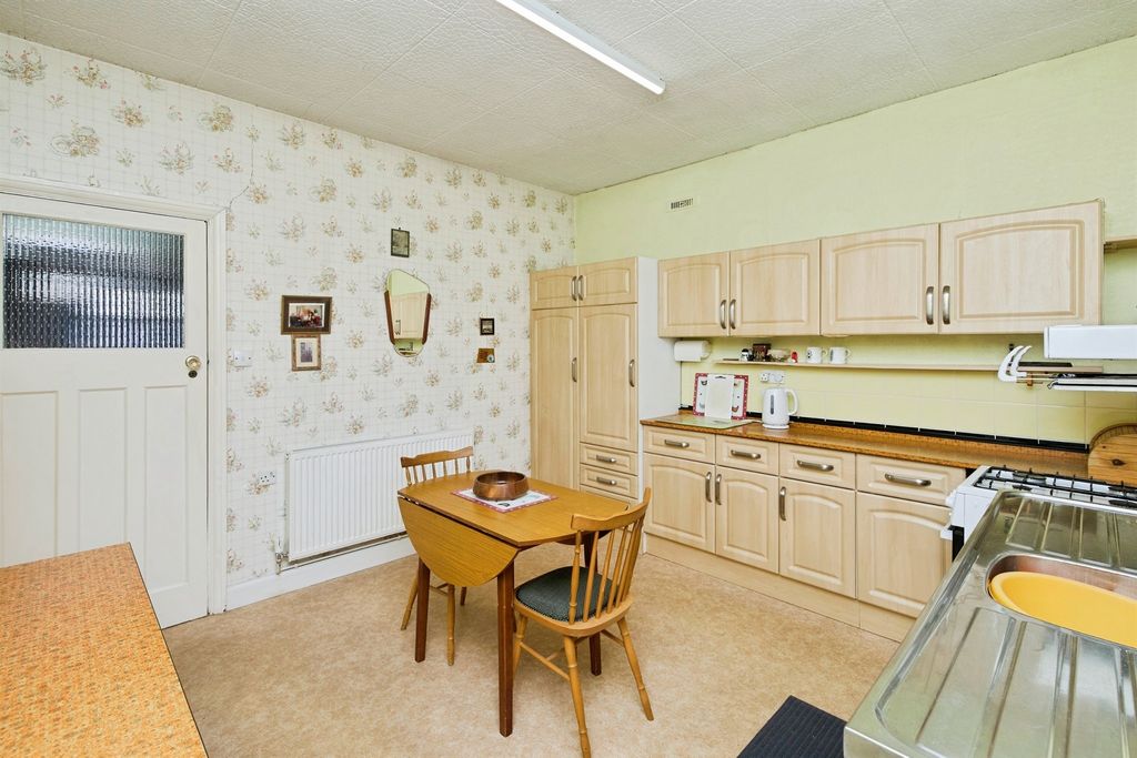 Additional image 4 of 2 bed detached bungalow for saleBeech Lane, Stretton, Burton-On-Trent DE13
