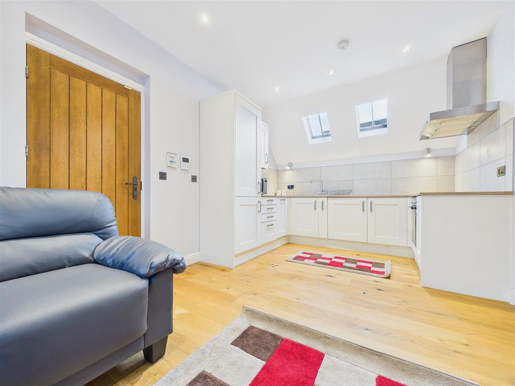Additional image 5 of 1 bed flat for saleThe Old Stoneyard, Lichfield WS13