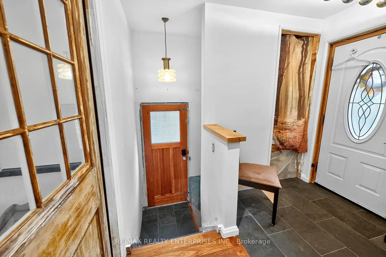Additional image 3 of 10 Colonial Avenue