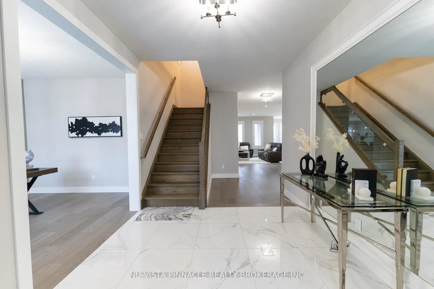 Additional image 4 of 3354 Mersea Street