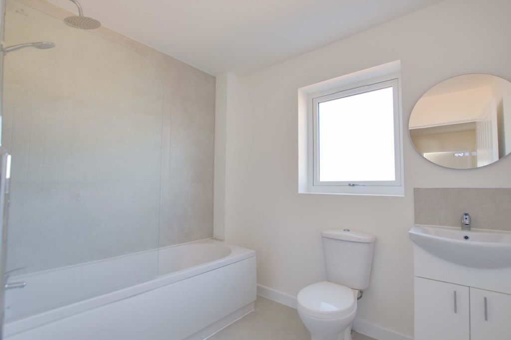 Additional image 17 of 3 bed terraced house for saleGipsy Lane, Leicester LE4