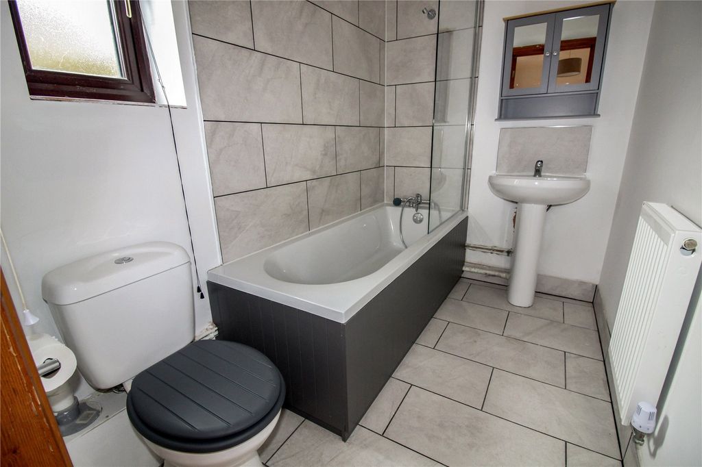 Additional image 8 of 1 bed detached house for saleGlenville Close, Royal Wootton Bassett, Wiltshire SN4