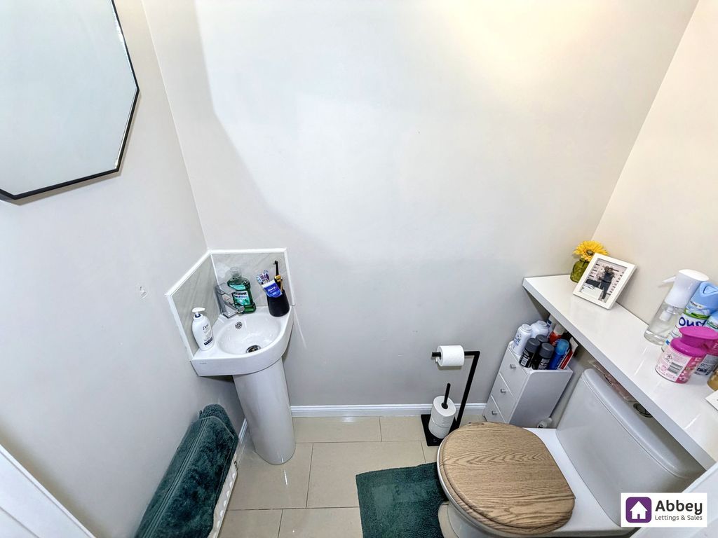 Additional image 7 of 3 bed semi-detached house for saleSomerset Avenue, City Heights, Leicester LE4