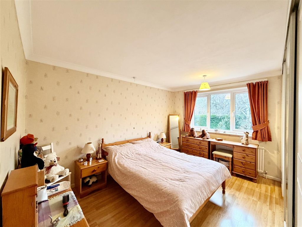 Additional image 12 of 5 bed detached house for saleStewart Drive, Loughborough LE11