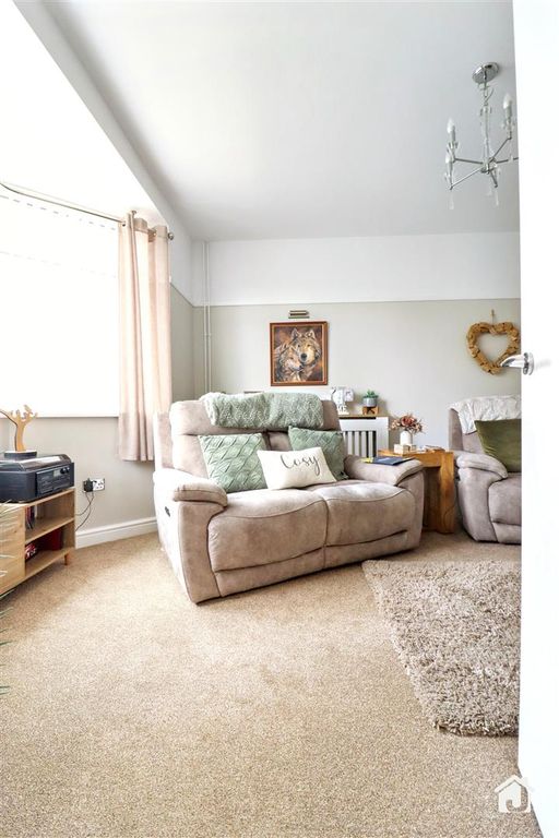 Additional image 10 of 3 bed semi-detached house for saleFalconer Crescent, New Parks, Leicester LE3