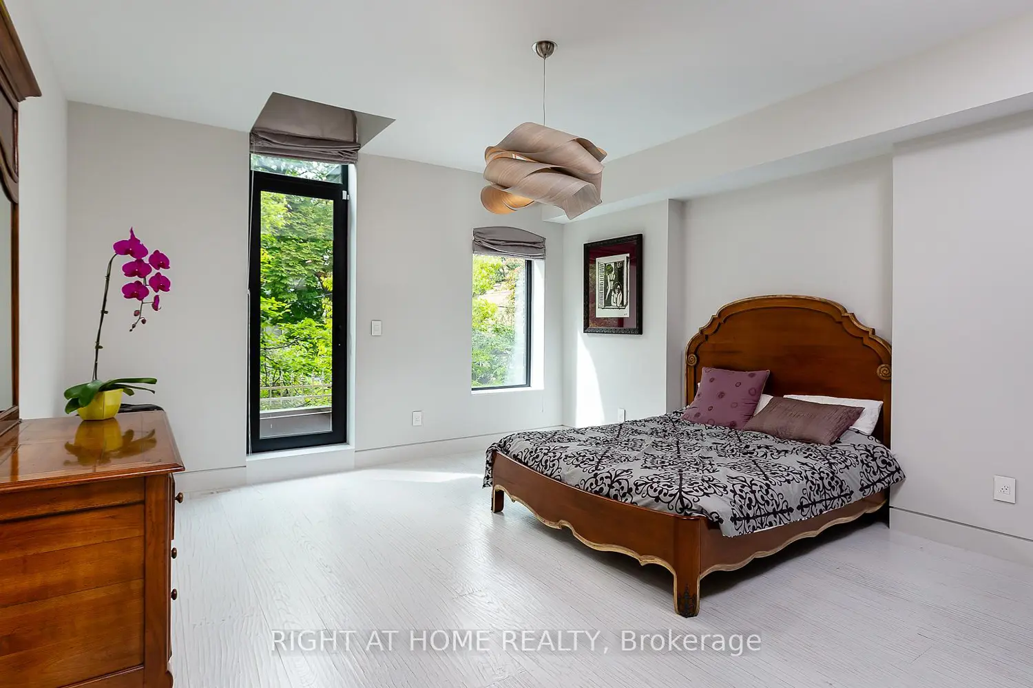 Additional image 4 of 53 Hazelton Avenue