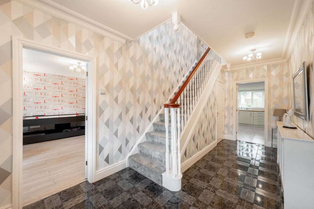 Additional image 19 of 5 bed detached house for saleWallace Court, Cheslyn Hay, Walsall WS6
