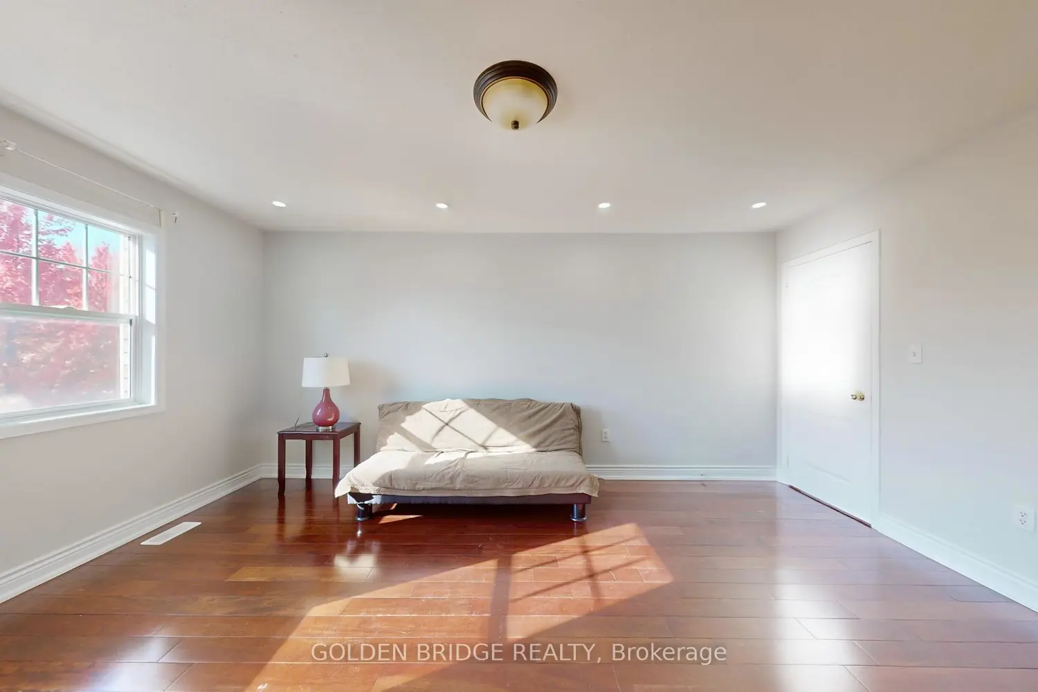 Additional image 11 of 158 Worthington Avenue